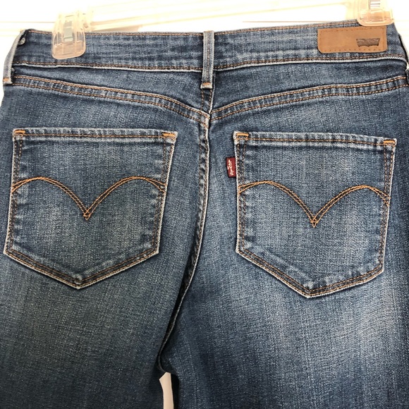 Levi’s Bold Curve Classic Rise Boot Jeans - Picture 3 of 6